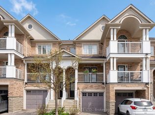 601 Shoreline Dr #67, Mississauga, ON L5B4K1