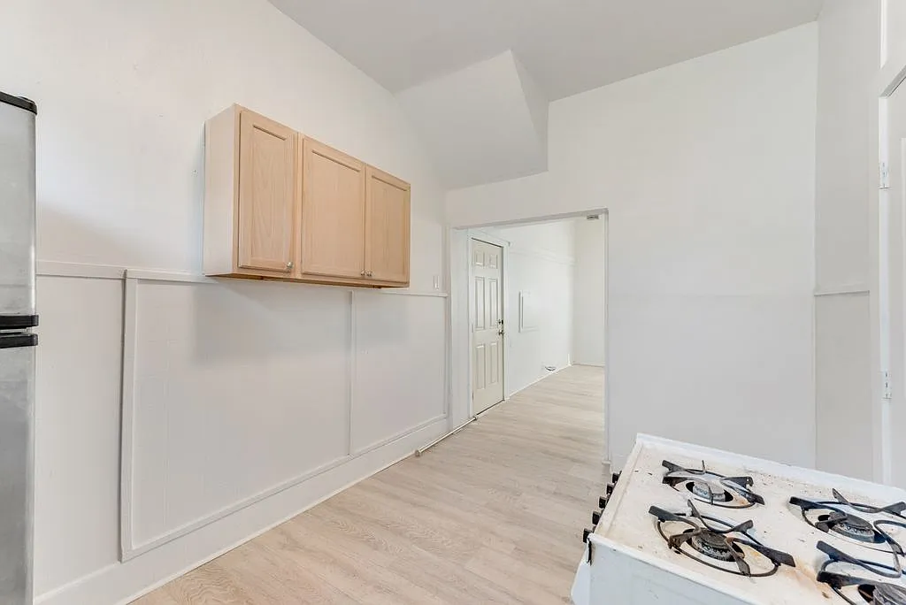 1615 Alston Avenue - D — Photo 2