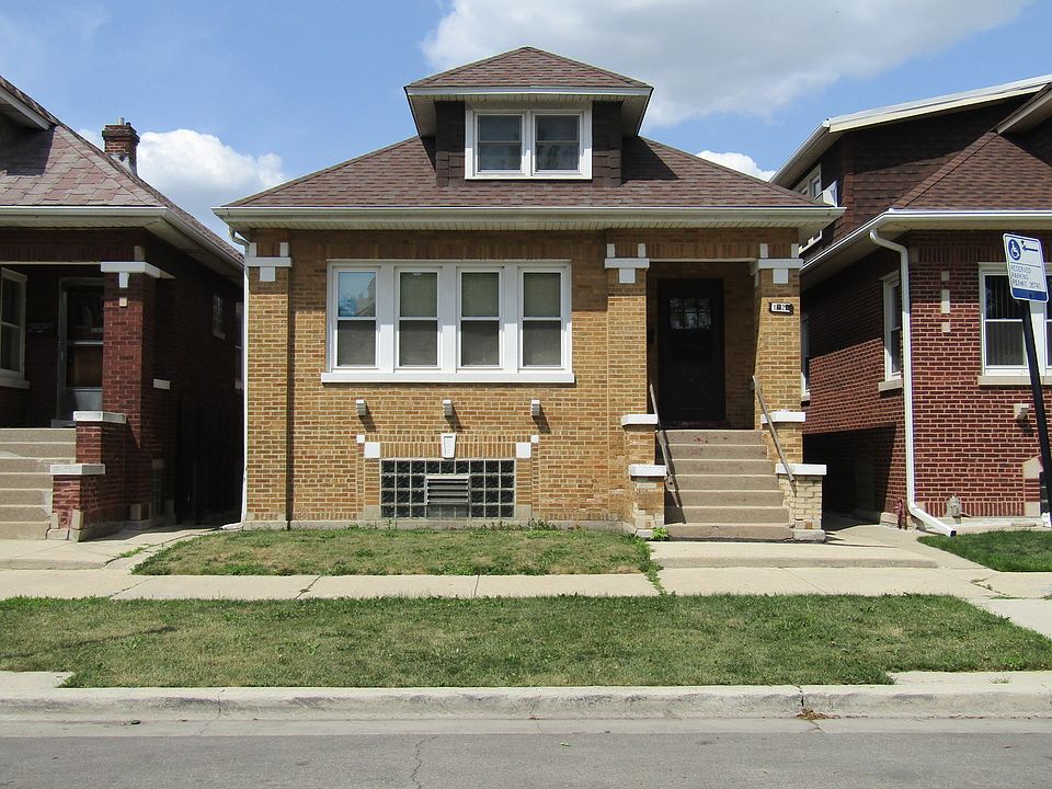 1st image of 1822 N Lowell Ave