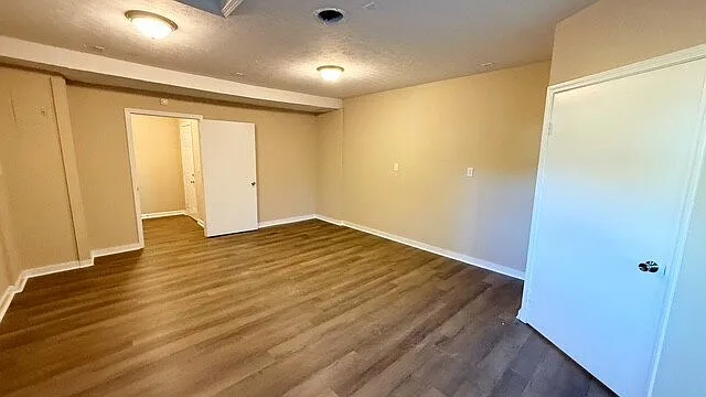 7535 E 35th St — Photo 13