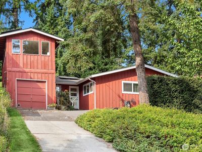 2020 NE 102nd Street, Seattle, WA, 98125