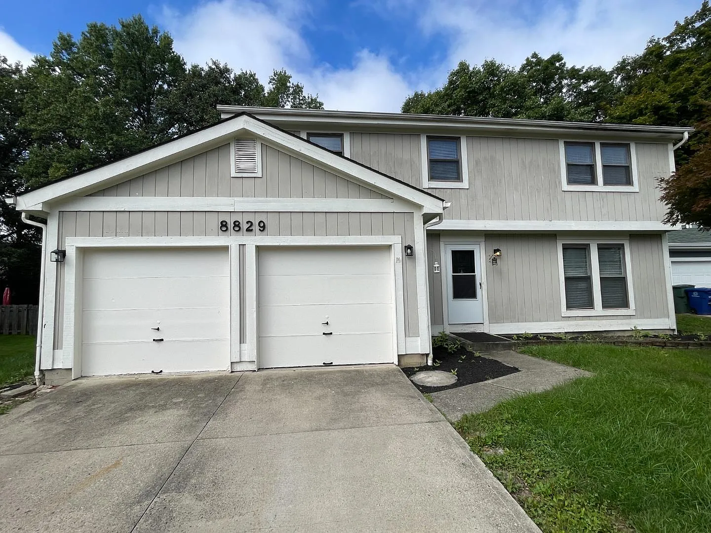 8829 Greenburg Dr — Photo 1