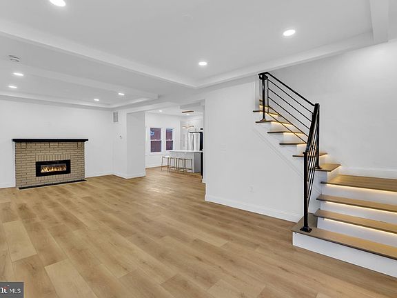2nd image of 4104 Wentworth Rd