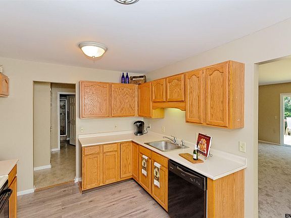 5th image of 1160 Spearhead Dr