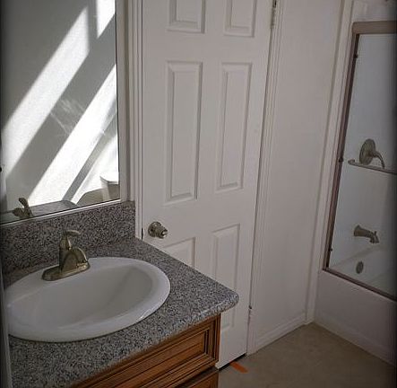 Full bath #2: Brand New