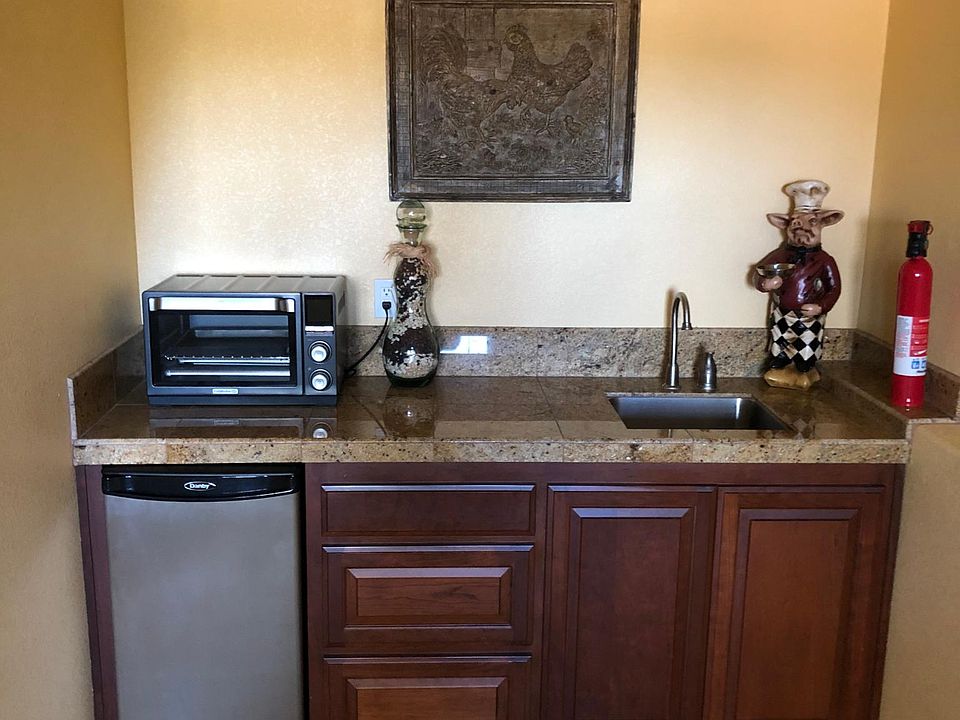 455 Tehuacan Rd Ukiah CA Zillow