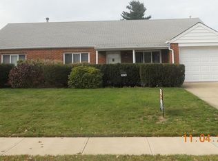 680 Willow Dr, Euclid, OH