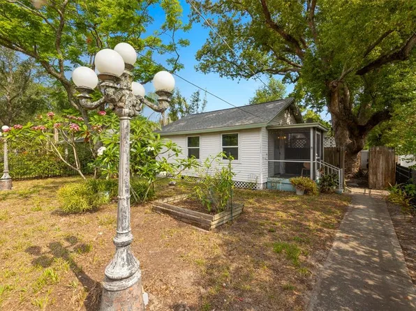 1216 E Lambright St, Tampa, FL 33604