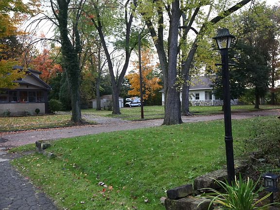 5th image of 130 S Whitney Ave
