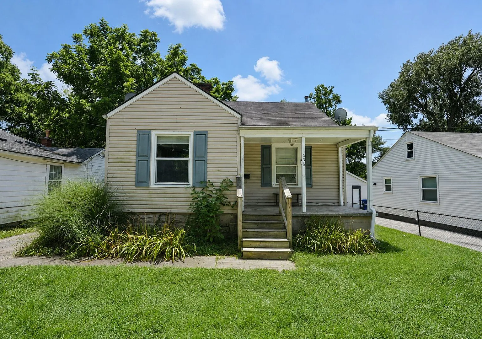 Now Preleasing 636 Golfview Drive — Photo 1