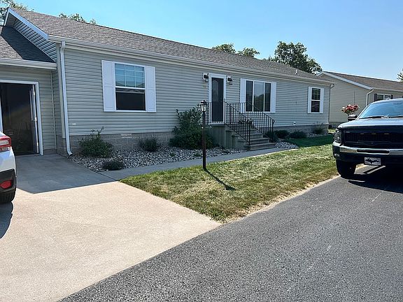 2nd image of 88 Kenneally Blvd