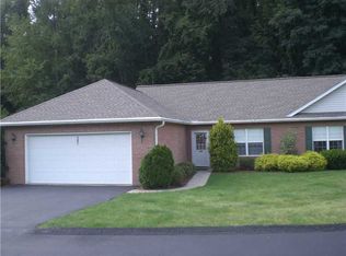 107 Dana Dr, Greensburg, PA 15601