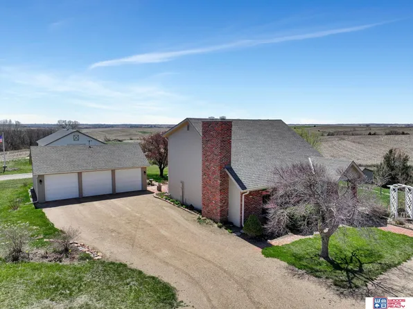 2151 County Rd E, Wahoo, NE 68066