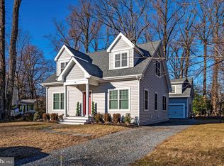 19 Farragut Rd, Annapolis, MD 21403