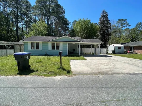 502 Leon St, Douglas, GA 31533