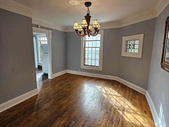 5th image of 3803 Bell St #1 & 2