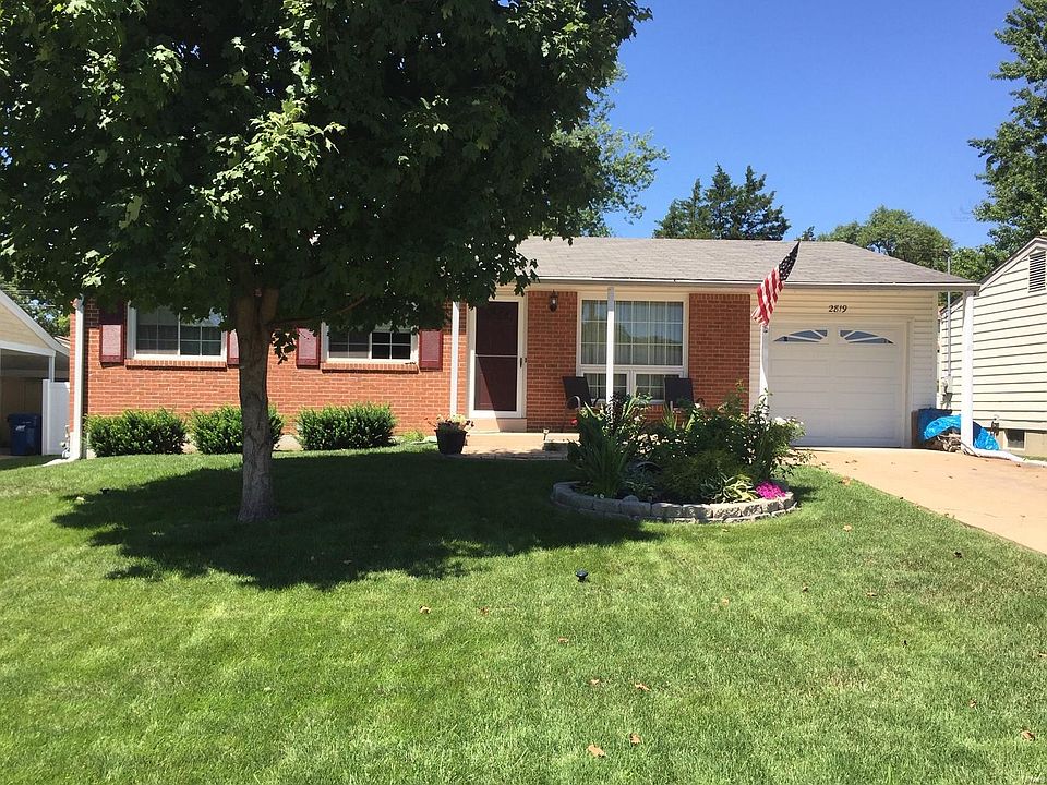 1st image of 2819 Beechwood Ln