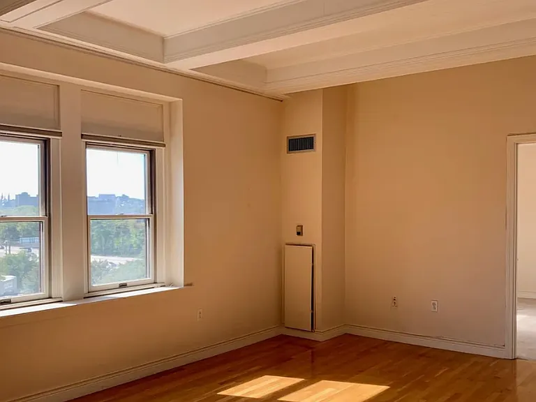 10 Charlesgate E #702 — Photo 2