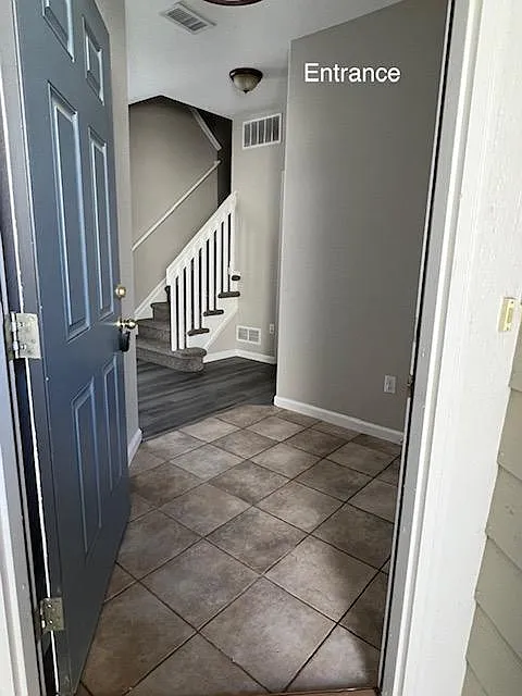 4466 S Jebel Ln — Photo 2