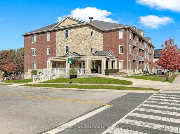 95 Wilson St W #102, Hamilton, ON L9G 1N1