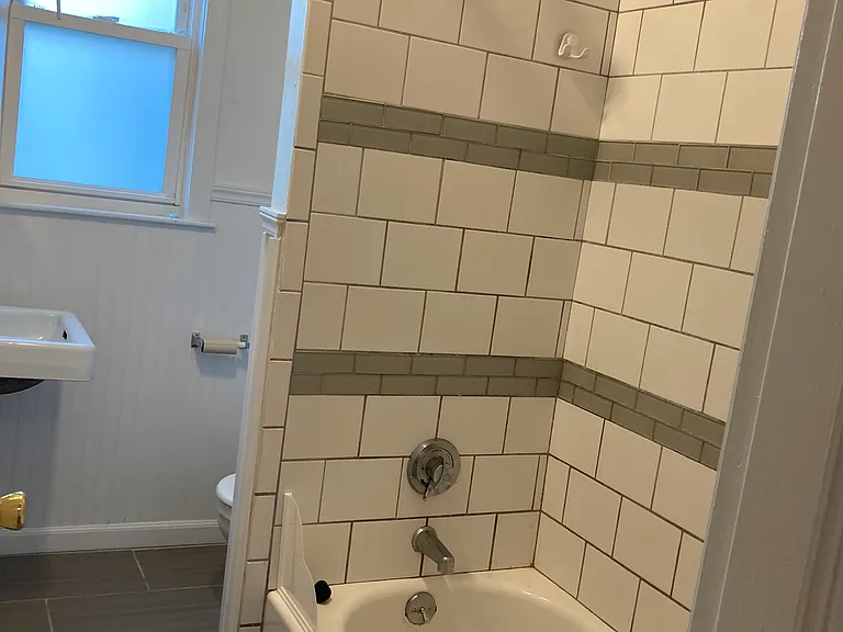 157 Highland Ave #1 — Photo 7