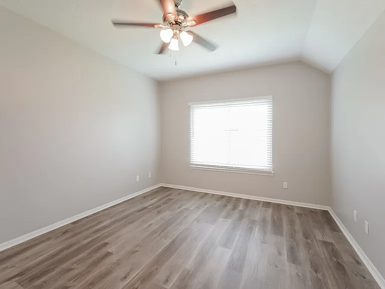 2614 Elder Park Ct — Photo 13