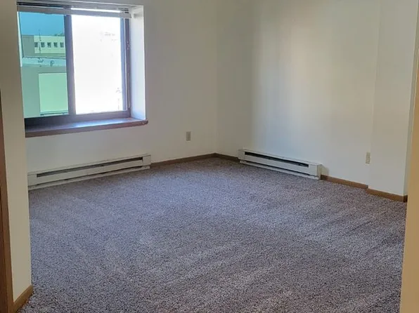 107 South Main St, 107 Main St S APT 200, Minot, ND 58701