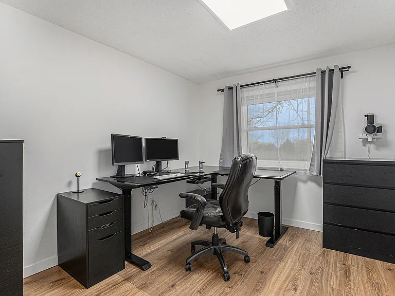 12160 Birch St — Photo 15