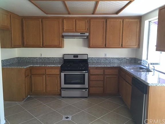 5th image of 16198 Ebony Ave