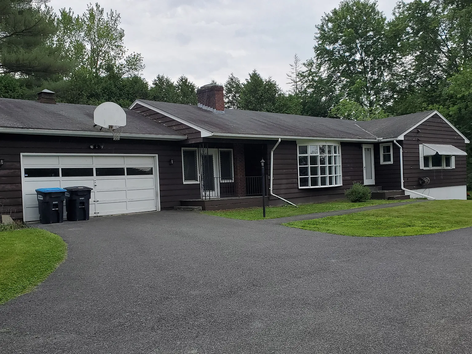 3 bed, 1800 sqft, $3,500 — Photo 1