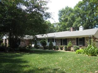 1347 Little Neck Rd, Virginia Beach, VA 23452