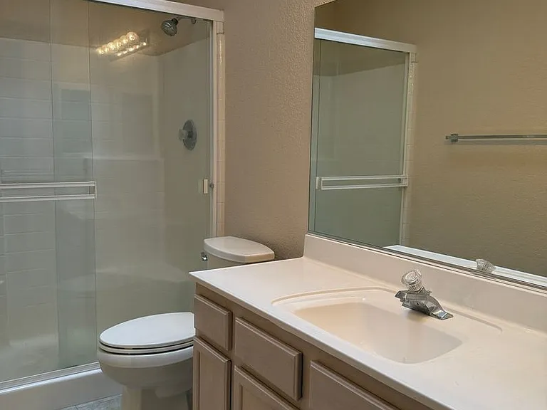 2135 Cosnina Dr — Photo 7