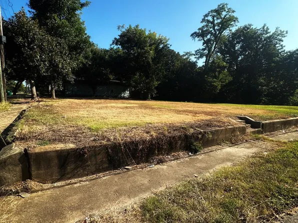 365 Preston St, Jackson, TN 38301