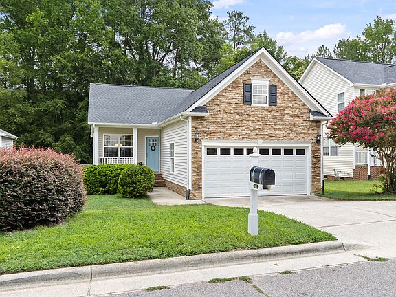 2nd image of 117 Christine Ct