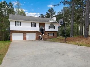 1408 Eagles Nest Cir, Carrollton, GA 30116