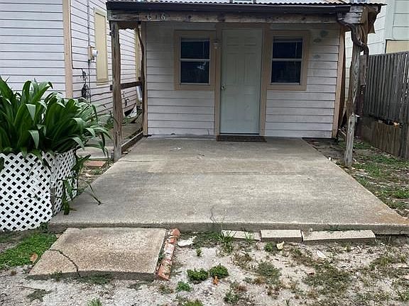 2nd image of 616 1st Ave N