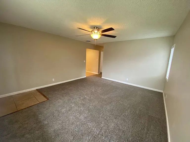 1602 Oak Chase Ct — Photo 1