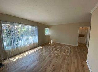 6105 Franklin Ave APT 4, Los Angeles, CA 90028