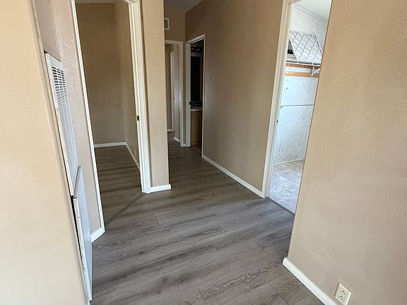 3rd image of 8500 Lakeview Ave #2