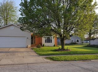 212 W Pinehurst St, Sidney, OH 45365