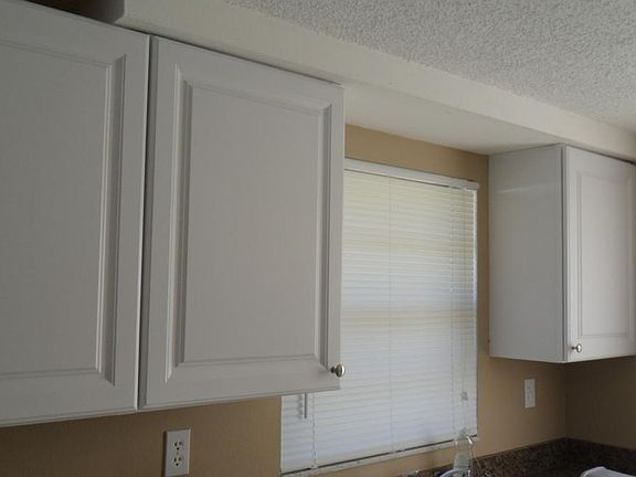 5th image of 3411 Garfield Dr
