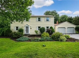 114 Pine Ridge Rd, Fayetteville, NY 13066