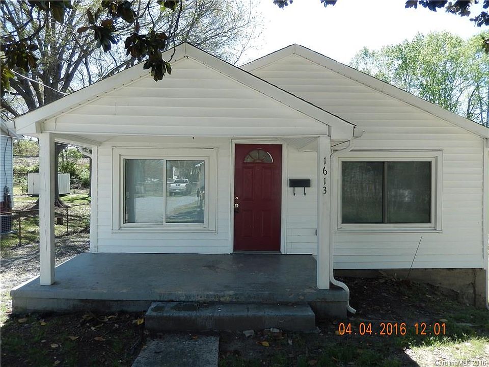 1st image of 1613 Cole St