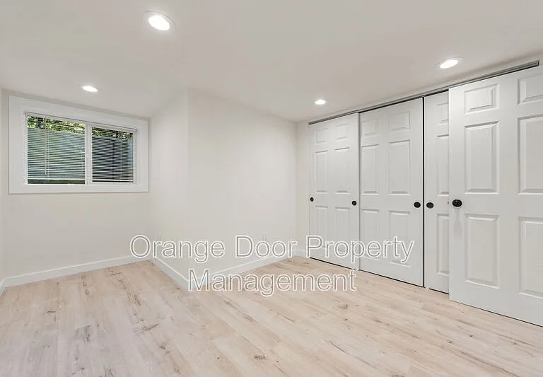 7727 Jones Ave NW — Photo 23
