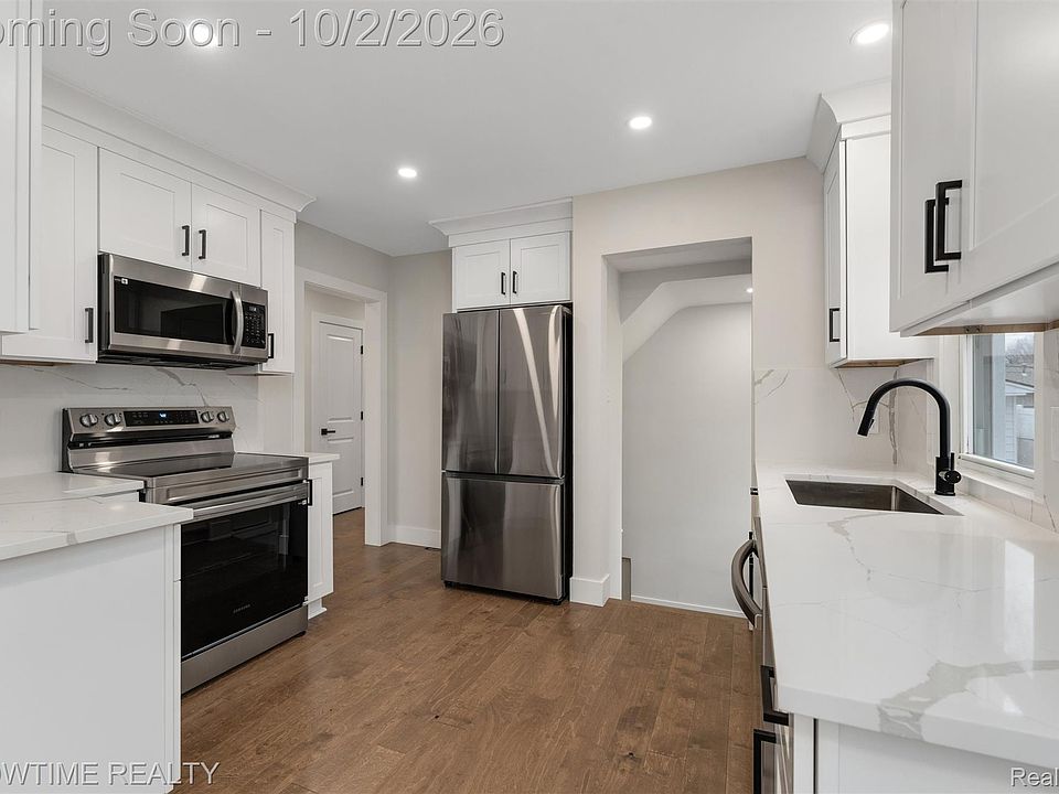 769 Coolidge Ave, photo 6