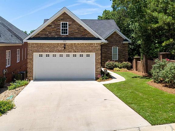 2nd image of 229 Palm Lake Dr
