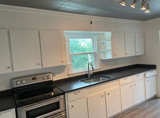 717 Main St, Eagle, WI 53119