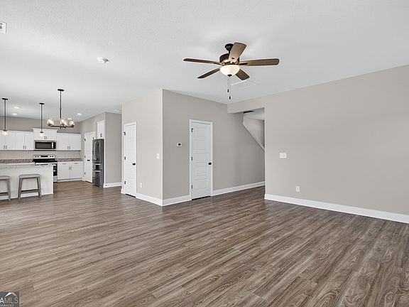 5th image of 209 Archer Rd