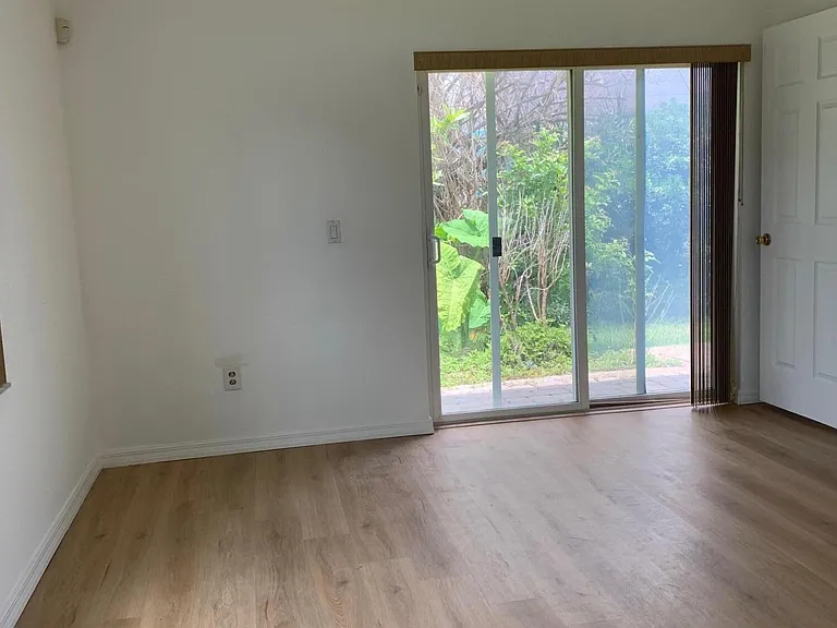 145 Riverwalk Ct — Photo 83