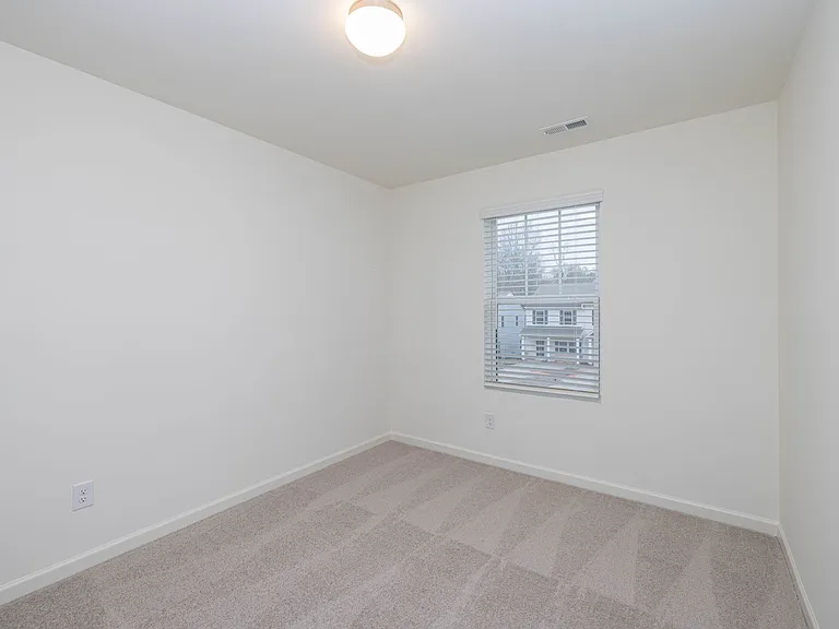 495 Kincaid Rd — Photo 26